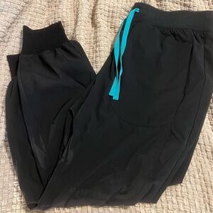 Black Figs Jogger Scrub Pants